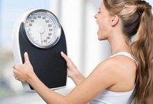 أسباب ثبات الوزن أثناء أتباع حمية غذائية وكيفية علاجة