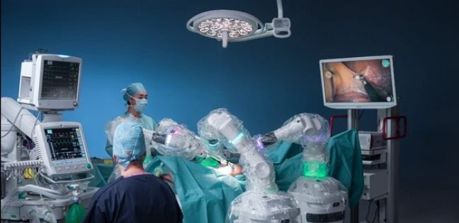 ماذا-سيقدم-الذكاء-الاصطناعي-للبشر-في-المستقبل؟.-منها-الجراحة-الروبوتية