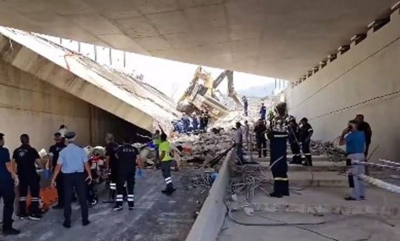 انهيار-جسر-في-اليونان-وأشخاص-محتجزون-تحت-أنقاضه