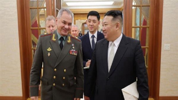 وزير-الدفاع-الروسي-يعقد-اجتماعًا-مع-زعيم-كوريا-الشمالية-في-بيونج-يانج