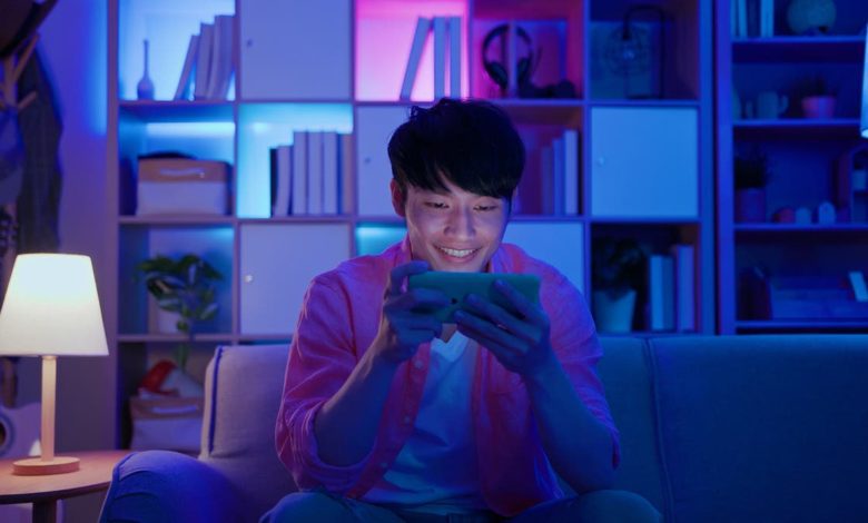 نصف-الصينيين-يستخدمون-ألعاب-الفيديو.-و20-مليار-دولار-إيرادات-6-أشهر
