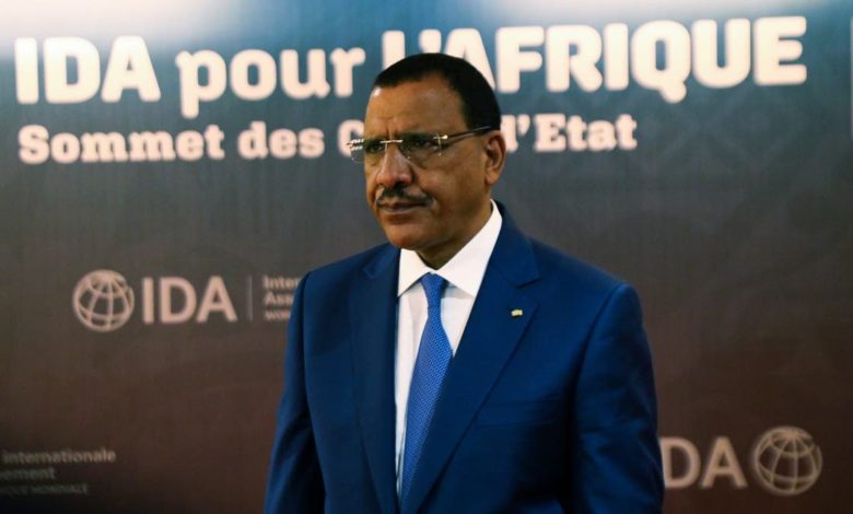 فرنسا-ترفض-التعليق-على-تفويض-النيجر.-وتؤكد:-بازوم-الرئيس-الشرعي