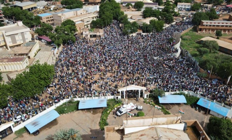 انقلابيو-النيجر:-سنرد-فوراً-على-“أي-عدوان”-من-إكواس