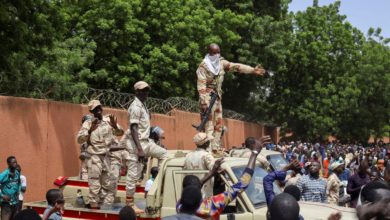 انقلابيو-النيجر-يتجاهلون-الحوار.-وإكواس-تجهز-لإعادة-النظام-الدستوري