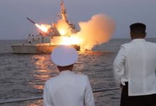 زعيم-كوريا-الشمالية-كيم-يشرف-على-اختبار-صواريخ-كروز
