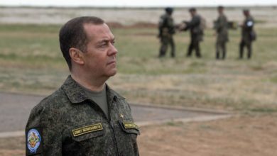 ميدفيديف:-روسيا-قد-تضم-الإقليمين-الانفصاليين-في-جورجيا