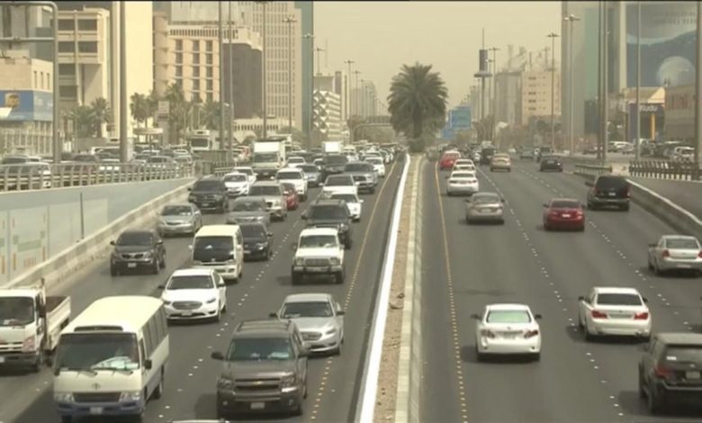 بدءًا-من-أكتوبر.-“المرور”-يبدأ-رصد-مخالفات-تأمين-المركبات-إلكترونيًا-في-السعودية