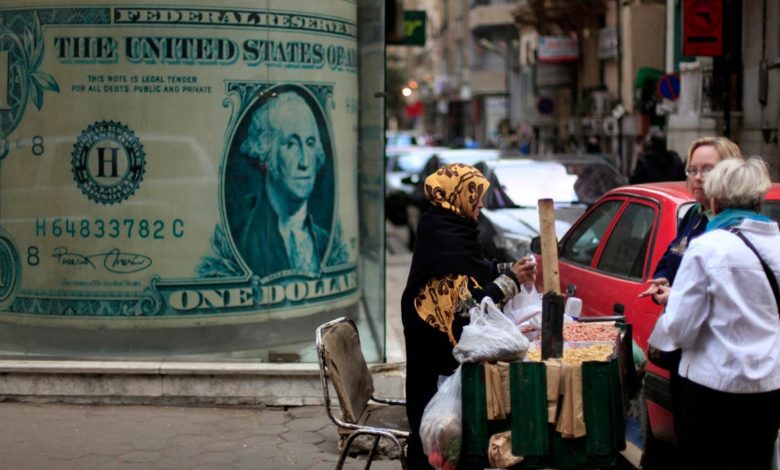 دعوات-التخلص-من-الدولار-تربك-حسابات-السوق-السوداء-في-مصر