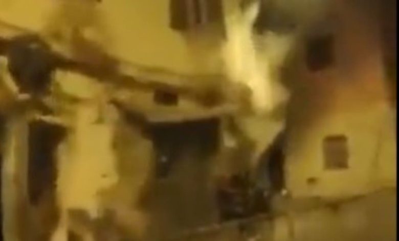 فيديو.-لحظة-انهيار-مبنى-وسط-صراخ-الأهالي-بداخله-بعد-زلزال-المغرب