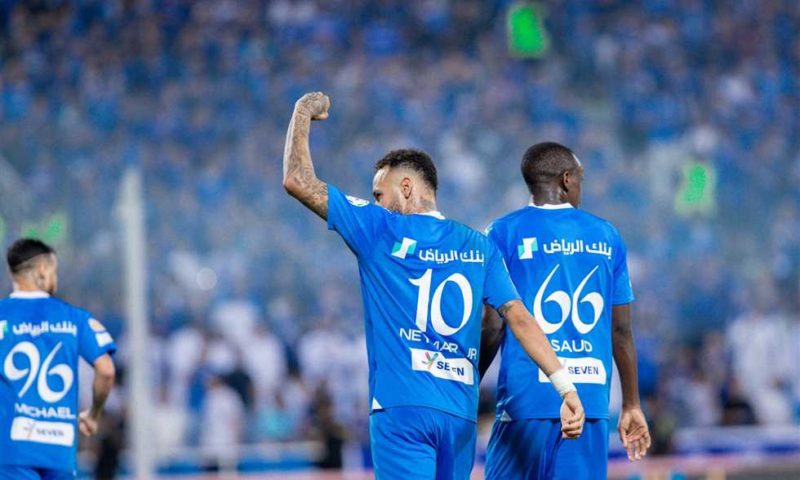 الدوري-السعودي-–-الهلال-يحسم-دربي-الشباب-ويتصدر.-ونيمار-يهدر-ركلة-جزاء