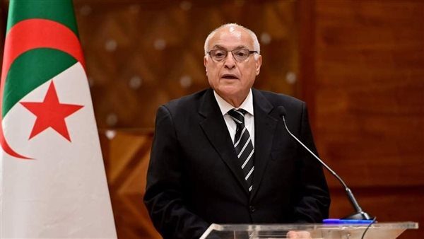 وزير-الخارجية-الجزائري:-المأساة-الجارية-في-الأراضي-الفلسطينية-تذكير-بضرورة-تطبيق-حل-الدولتين