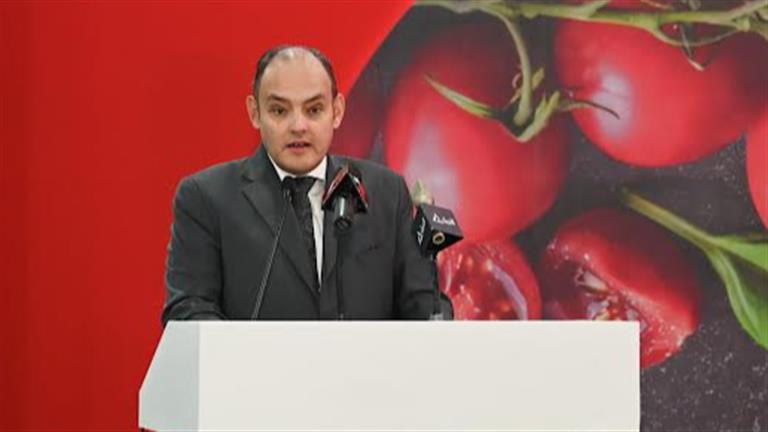 وزير-التجارة-يستعرض-مقومات-قطاع-الصناعات-الغذائية-بمصر-في-“فوود-أفريكا”