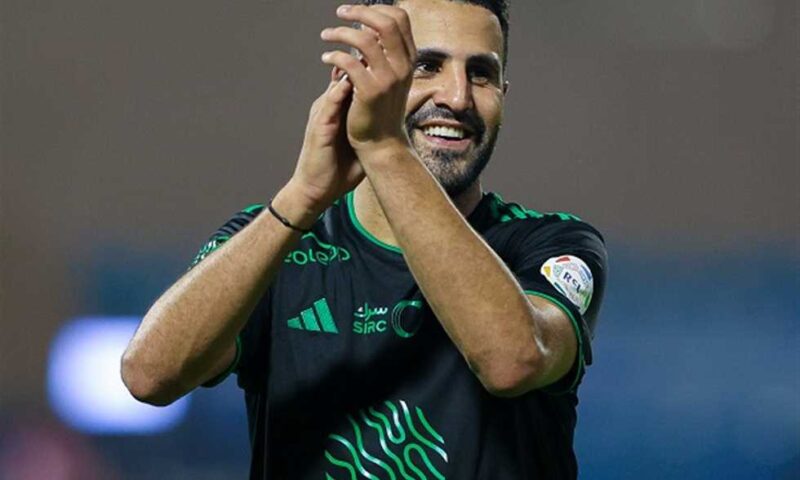 أهلي-جدة-يكتسح-الفيحاء-برباعية-ويهدد-وصافة-النصر