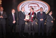 وزير-الزراعة-يسلم-جوائز-الفائزين-في-مسابقة-الأمن-الغذائي-بجامعة-الدلتا