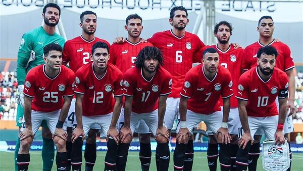 «كانوا-بيلعبوا-كرة-ماء»|-غضب-جماهيري-بسبب-أداء-منتخب-مصر-في-مباراة-موزمبيق.-شاهد