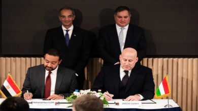 اتفاقية-بين-المصرية-للاتصالات-وشركة-مجرية-لإنشاء-كابل-يربط-مصر-بألبانيا